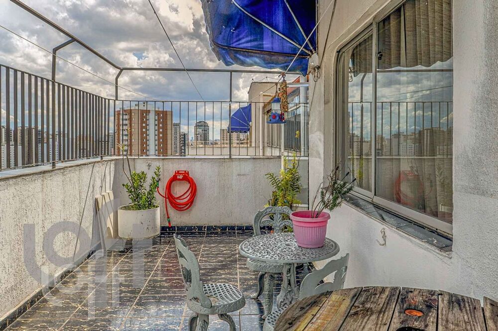 Apartamento à venda com 4 quartos, 224m² - Foto 9