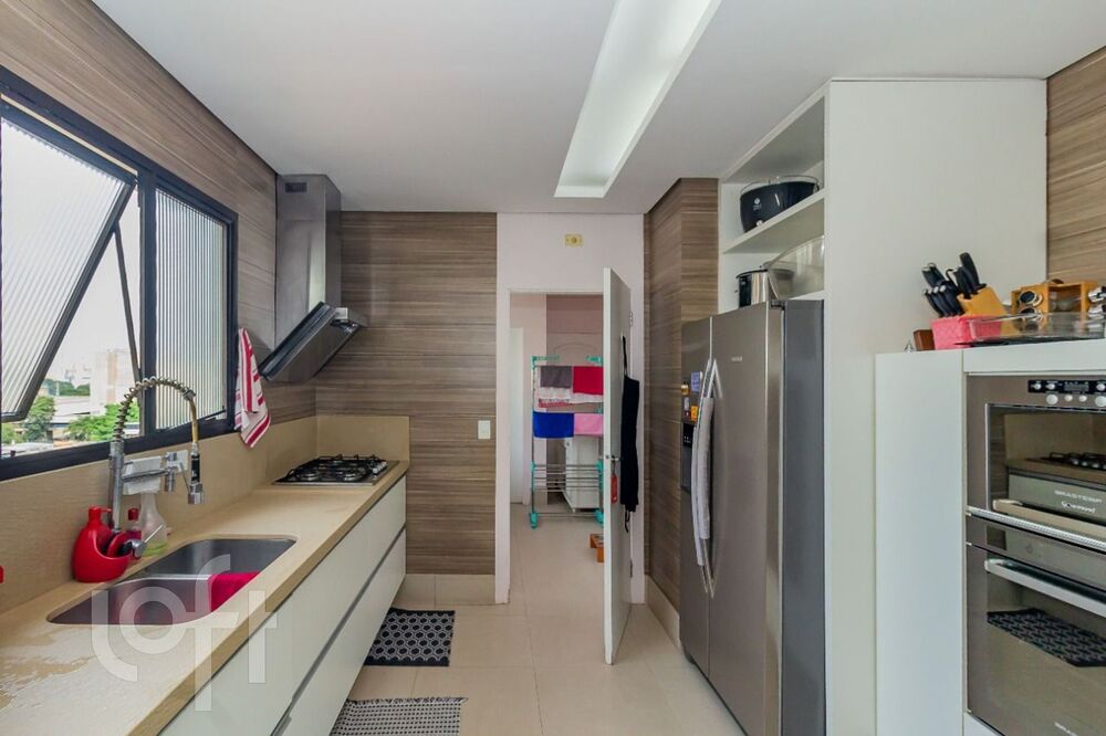 Apartamento à venda com 3 quartos, 186m² - Foto 5