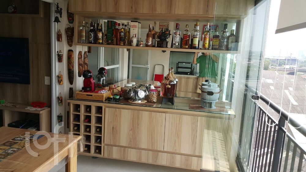 Apartamento à venda com 3 quartos, 81m² - Foto 4