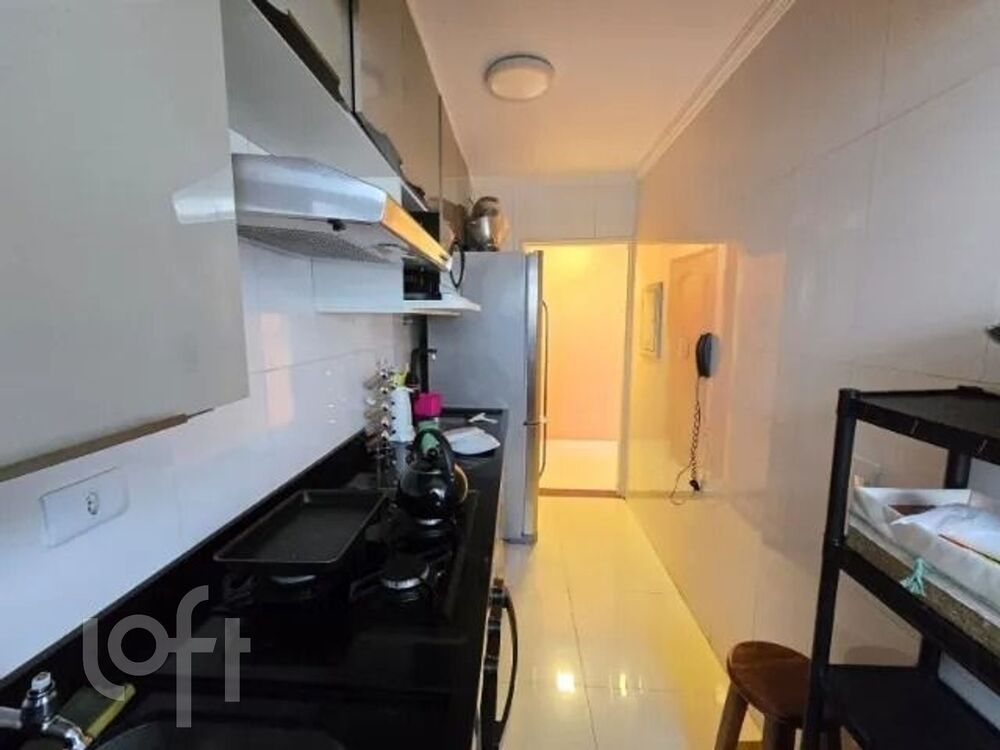 Apartamento à venda com 2 quartos, 67m² - Foto 3