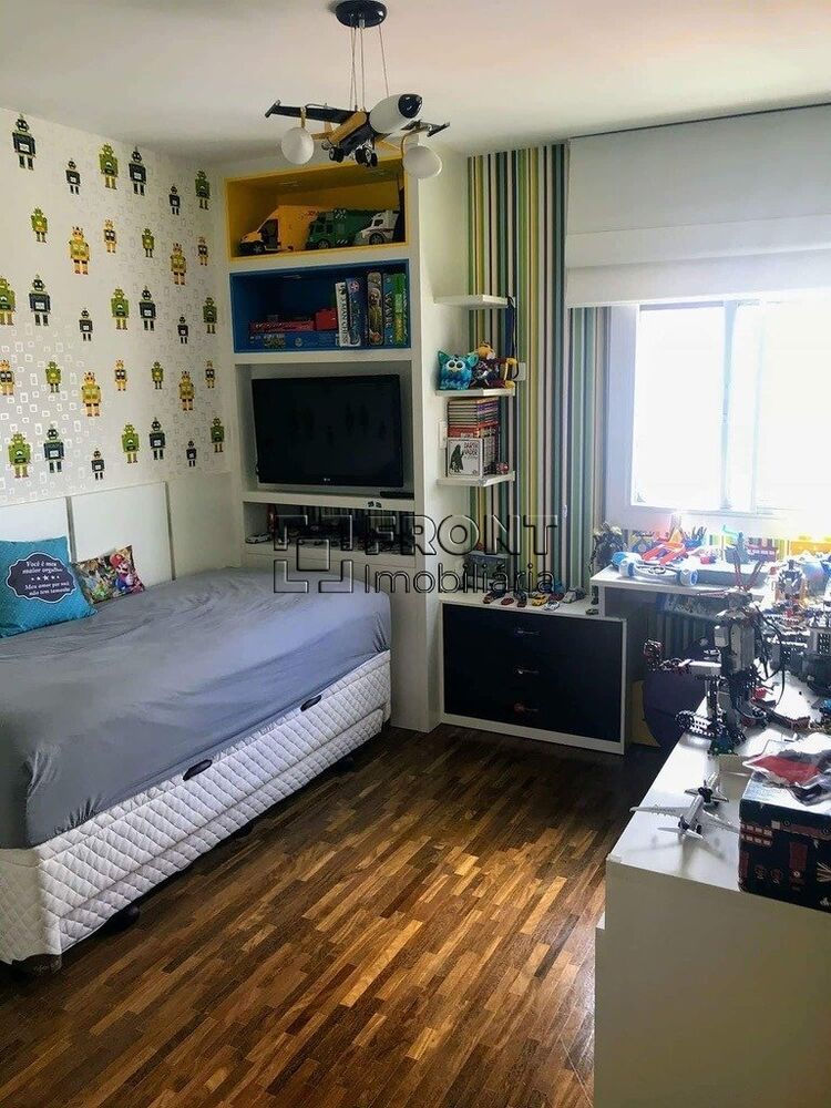 Apartamento à venda com 3 quartos, 140m² - Foto 3