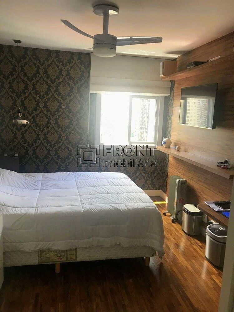 Apartamento à venda com 3 quartos, 140m² - Foto 2