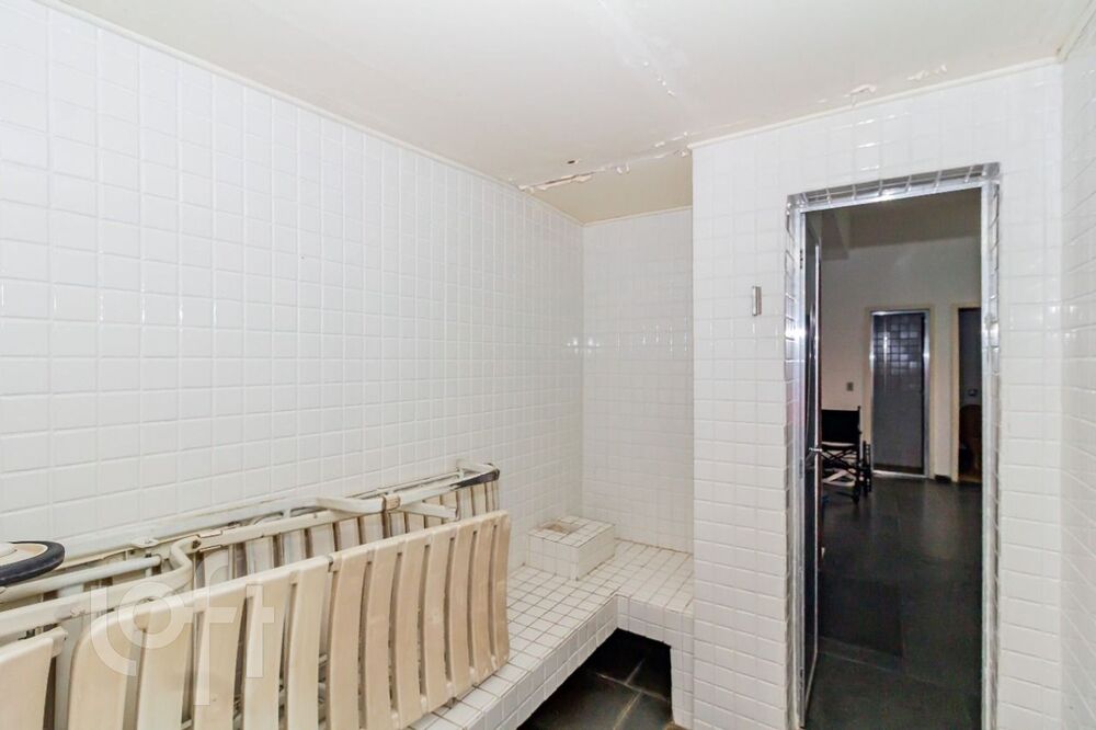 Apartamento à venda com 2 quartos, 120m² - Foto 13