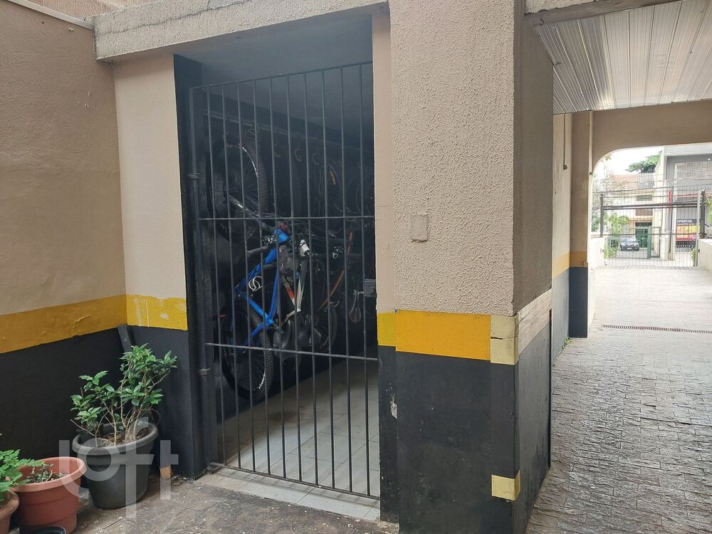 Apartamento à venda com 2 quartos, 72m² - Foto 10