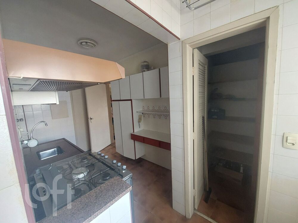 Apartamento à venda com 2 quartos, 72m² - Foto 3