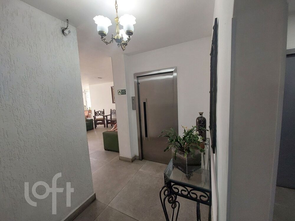 Apartamento à venda com 2 quartos, 72m² - Foto 11