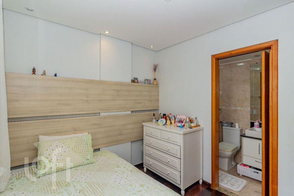 Apartamento à venda com 3 quartos, 70m² - Foto 3