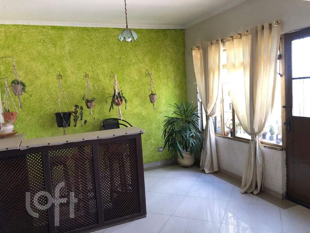 Casa, 4 quartos, 240 m² - Foto 1