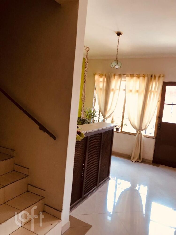 Casa, 4 quartos, 240 m² - Foto 2