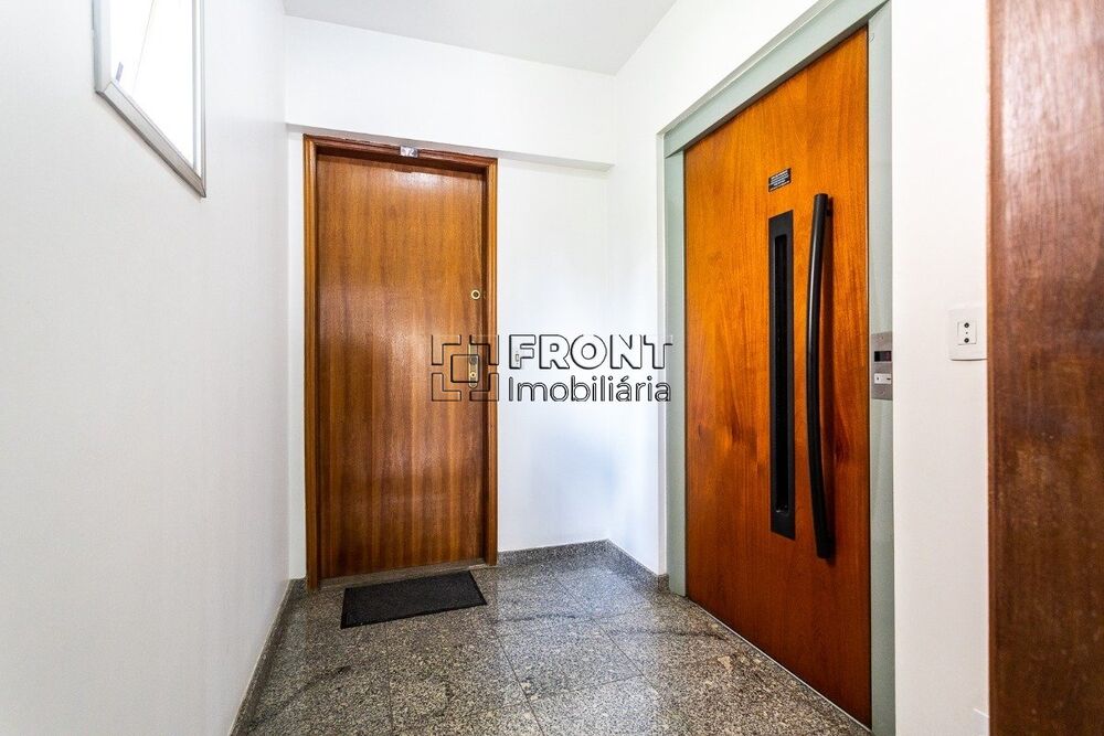 Apartamento à venda com 3 quartos, 115m² - Foto 2