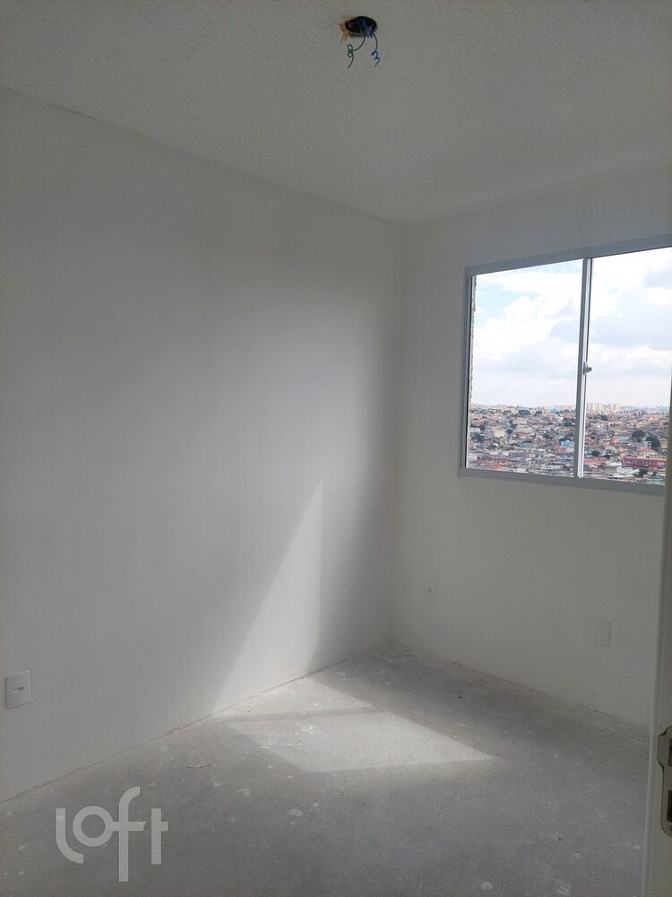 Apartamento à venda com 2 quartos, 42m² - Foto 5