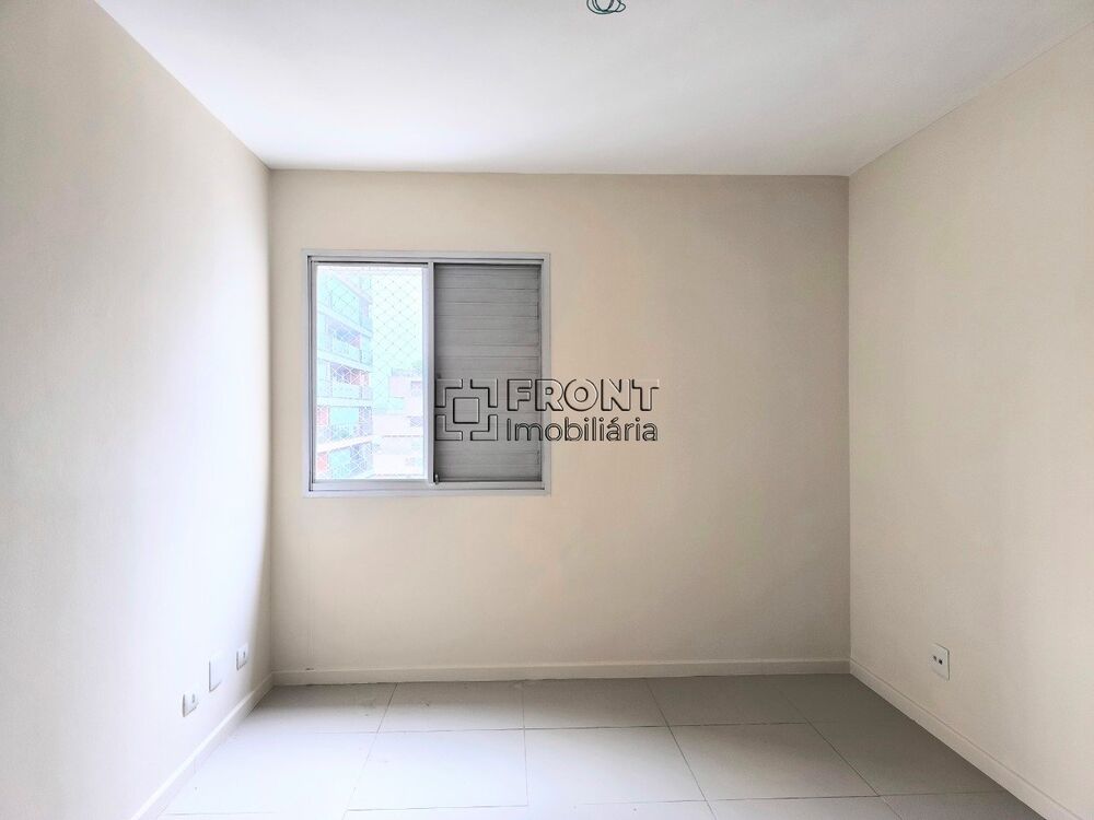 Apartamento para alugar com 2 quartos, 75m² - Foto 2