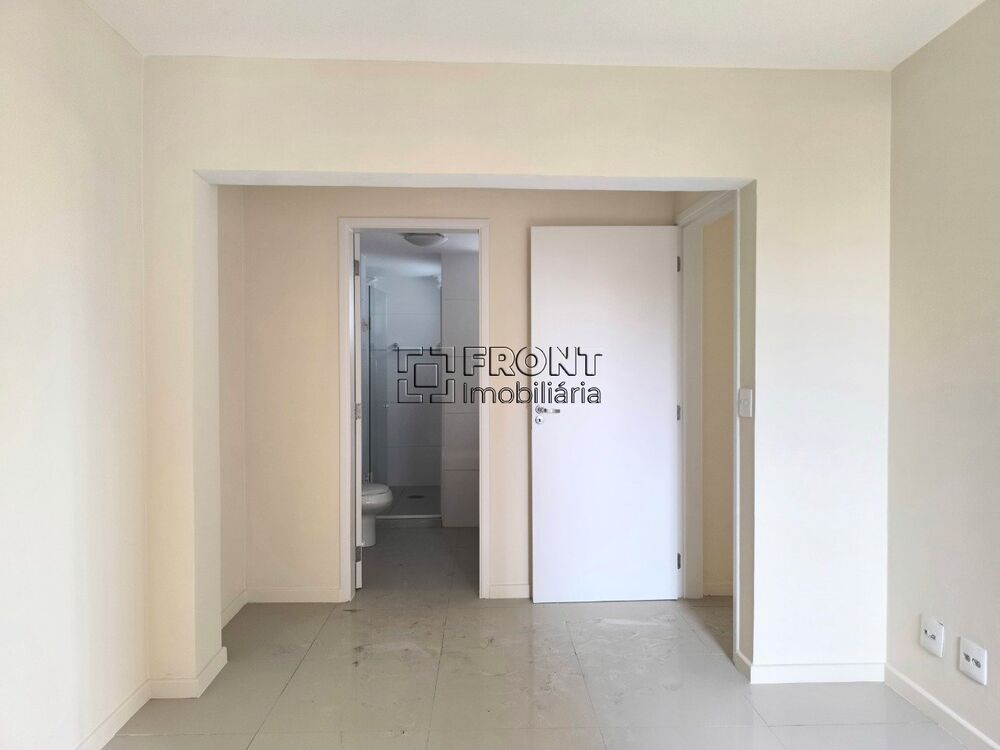 Apartamento para alugar com 2 quartos, 75m² - Foto 3
