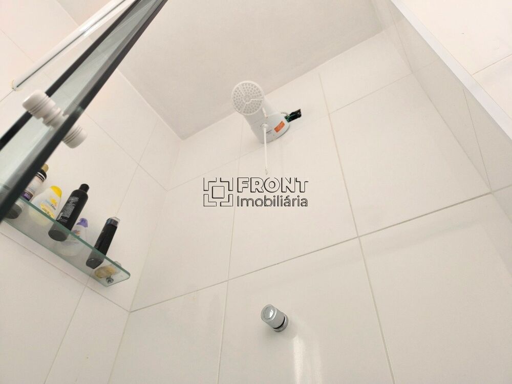 Apartamento para alugar com 2 quartos, 75m² - Foto 5