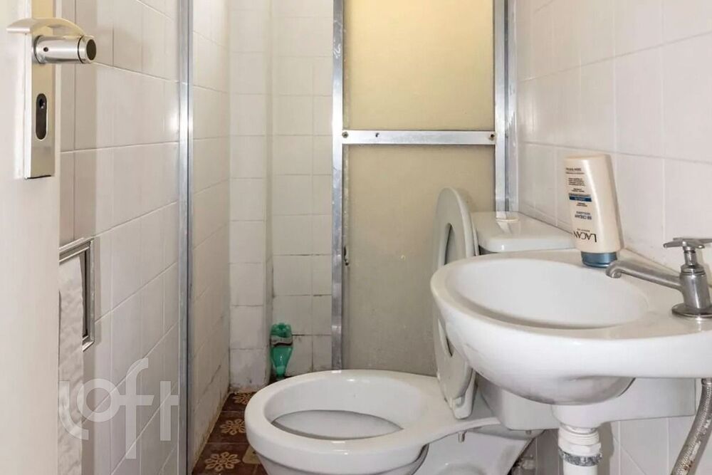 Apartamento à venda com 3 quartos, 210m² - Foto 7