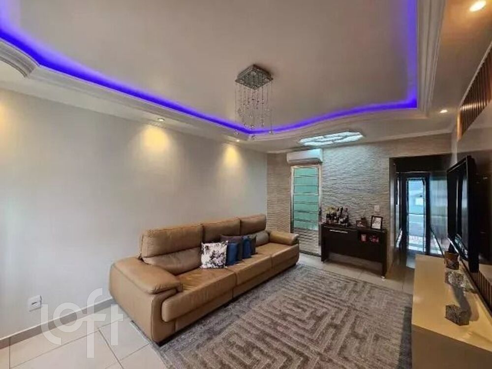 Casa, 3 quartos, 172 m² - Foto 1