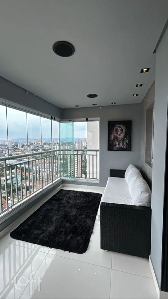 Apartamento à venda com 2 quartos, 74m² - Foto 1
