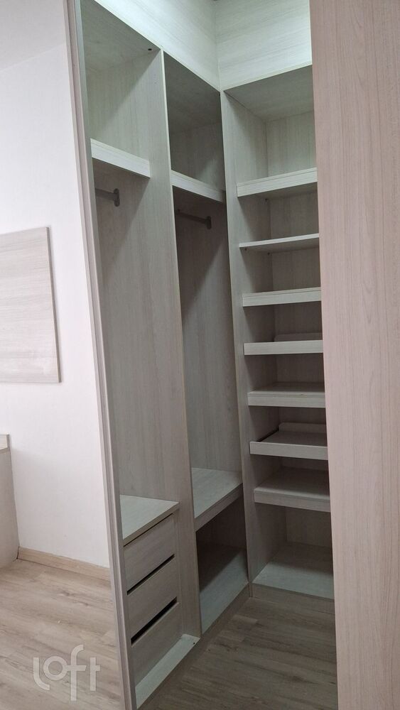 Apartamento à venda com 2 quartos, 64m² - Foto 9