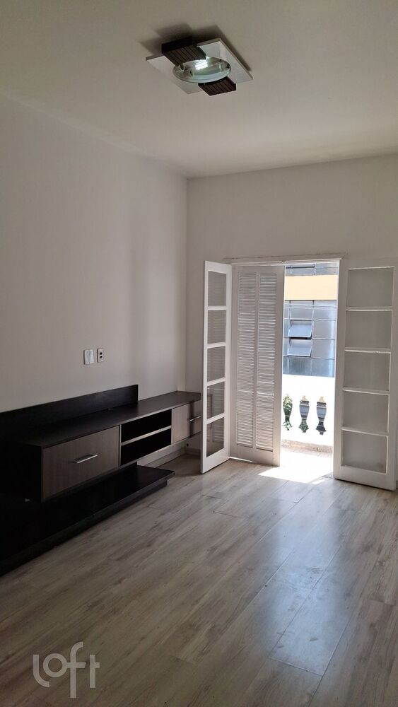 Apartamento à venda com 2 quartos, 64m² - Foto 1