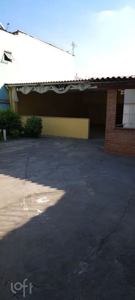 Casa à venda com 3 quartos, 210m² - Foto 6