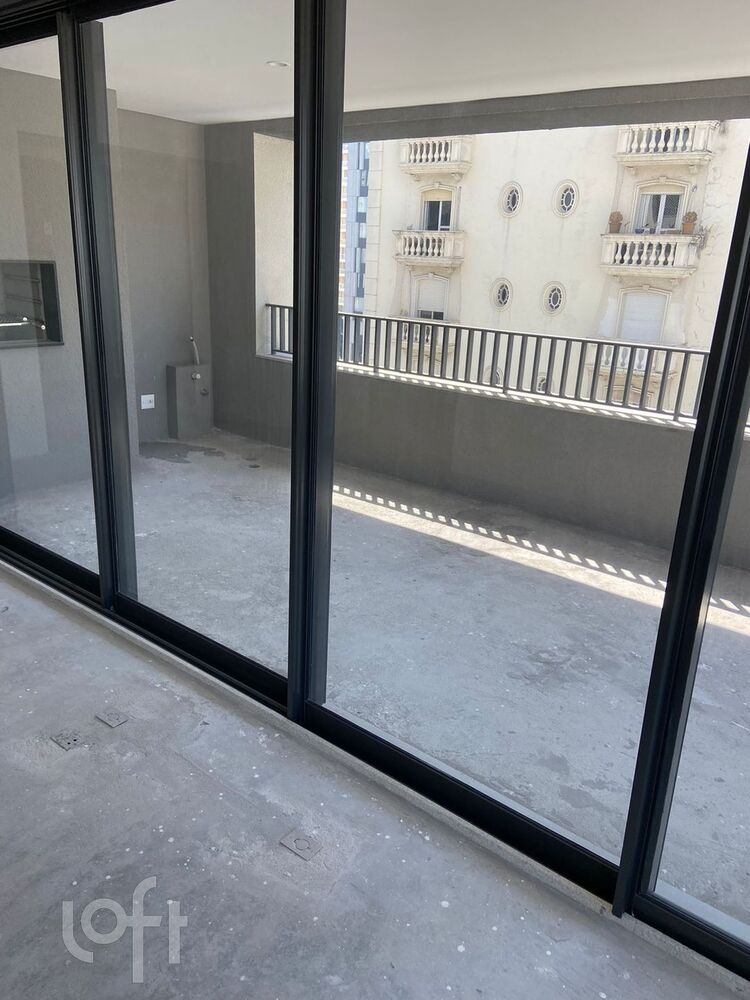 Apartamento à venda com 3 quartos, 170m² - Foto 2