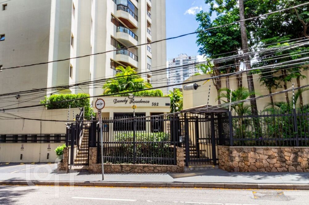 Apartamento à venda com 4 quartos, 134m² - Foto 8