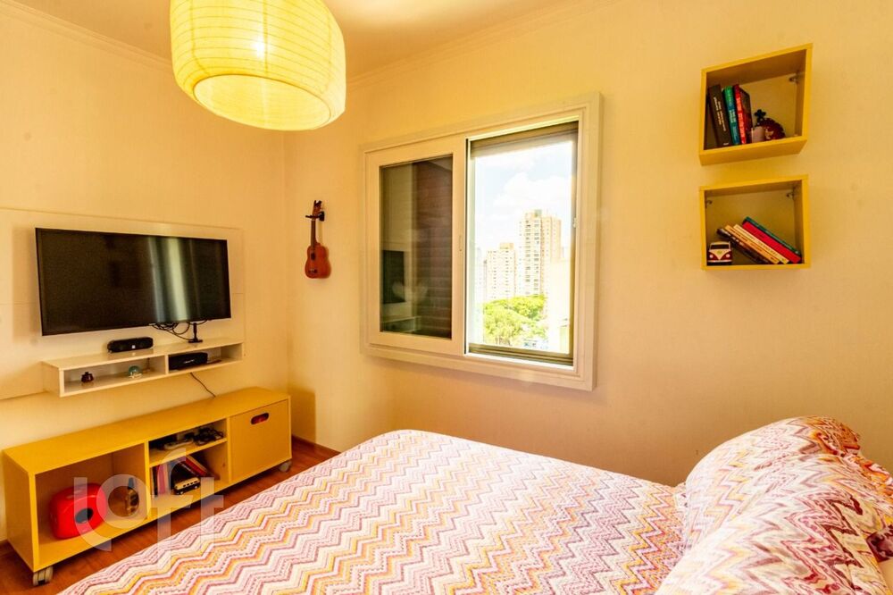 Apartamento à venda com 4 quartos, 134m² - Foto 4