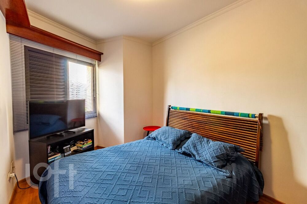 Apartamento à venda com 4 quartos, 134m² - Foto 6