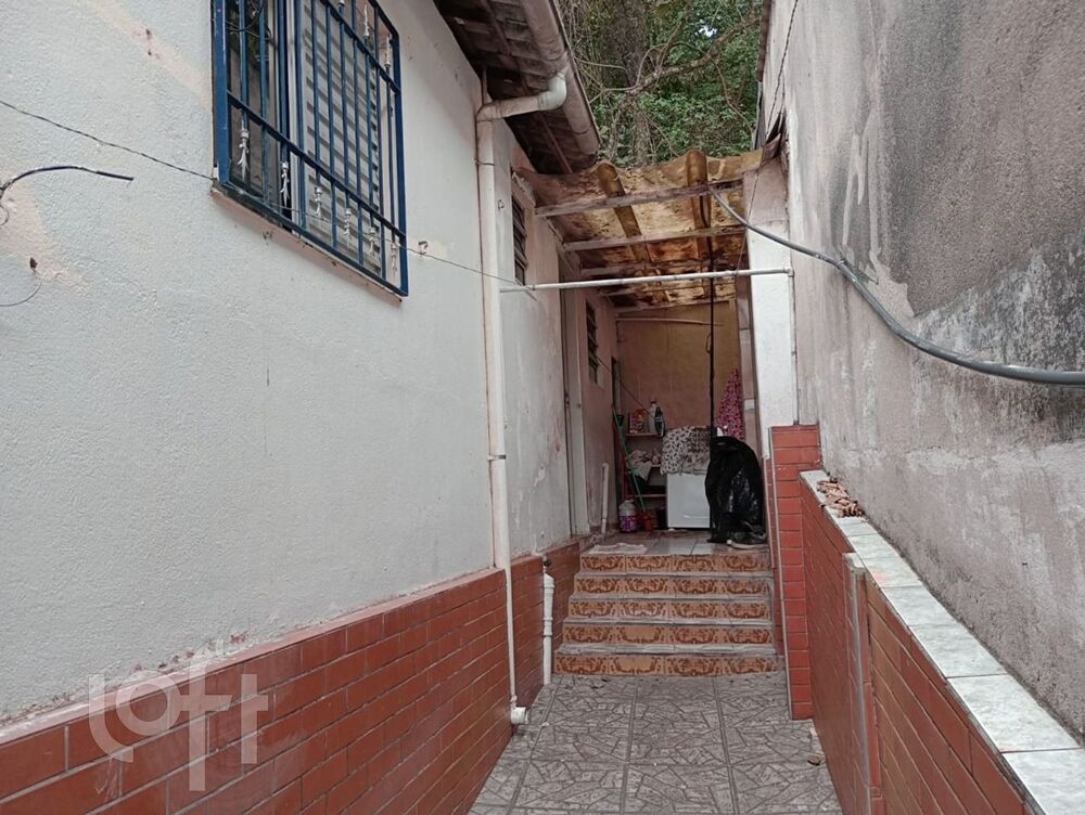 Casa à venda com 2 quartos, 100m² - Foto 7