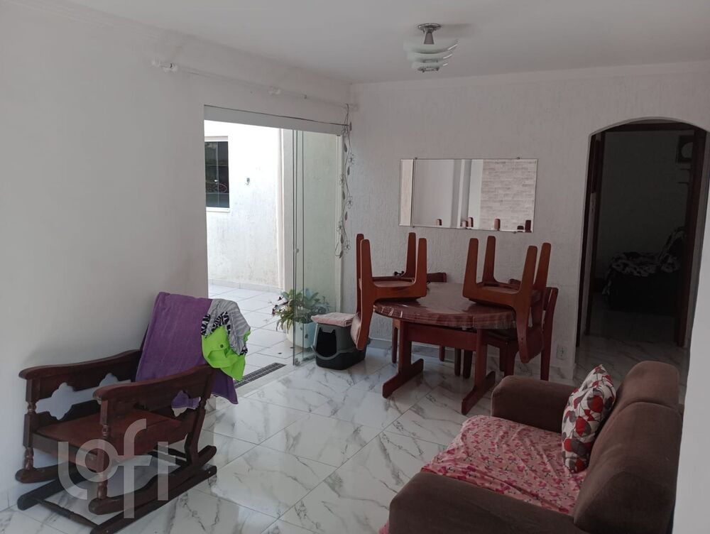 Casa à venda com 2 quartos, 180m² - Foto 1