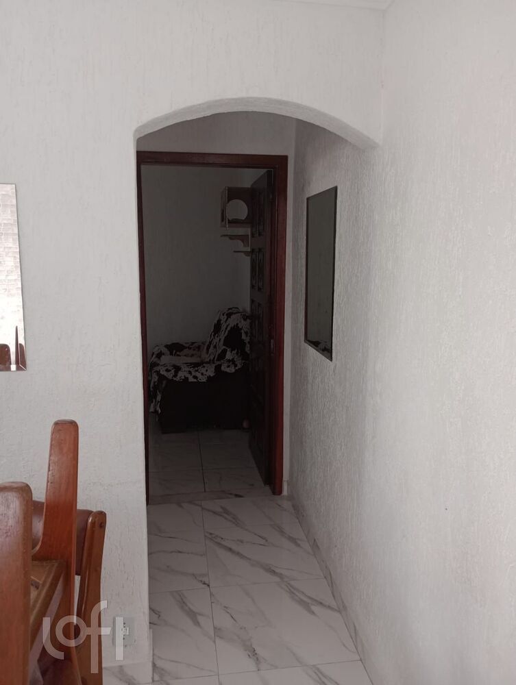 Casa à venda com 2 quartos, 180m² - Foto 4