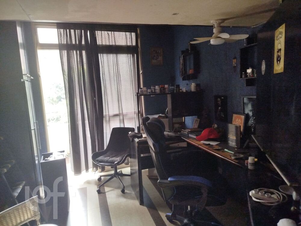 Apartamento à venda com 3 quartos, 138m² - Foto 4