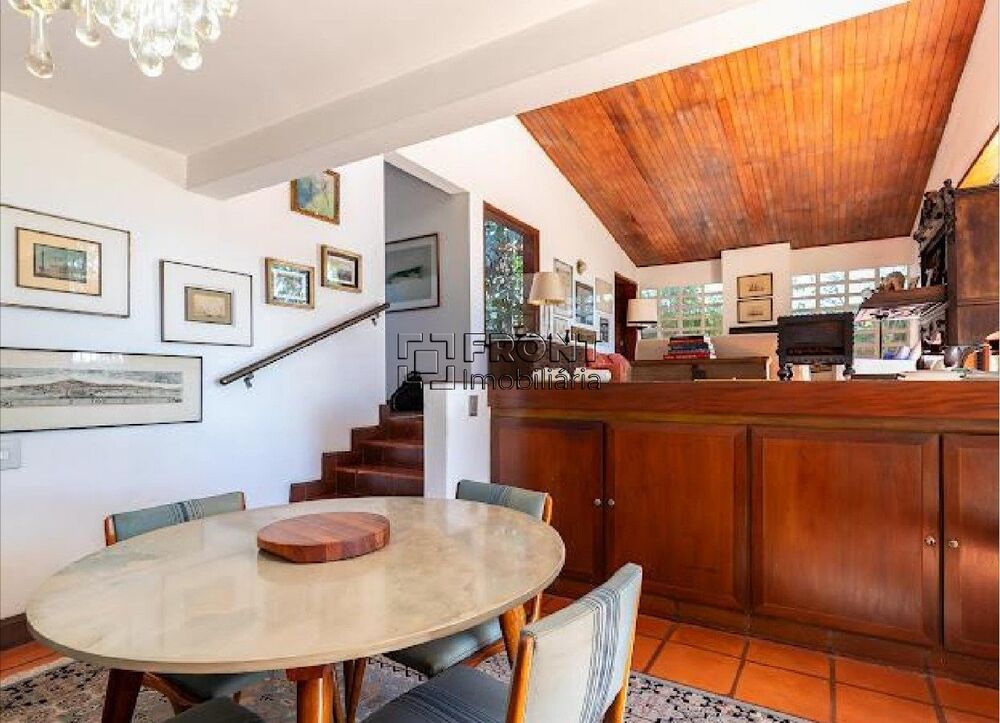 Casa, 3 quartos, 250 m² - Foto 9