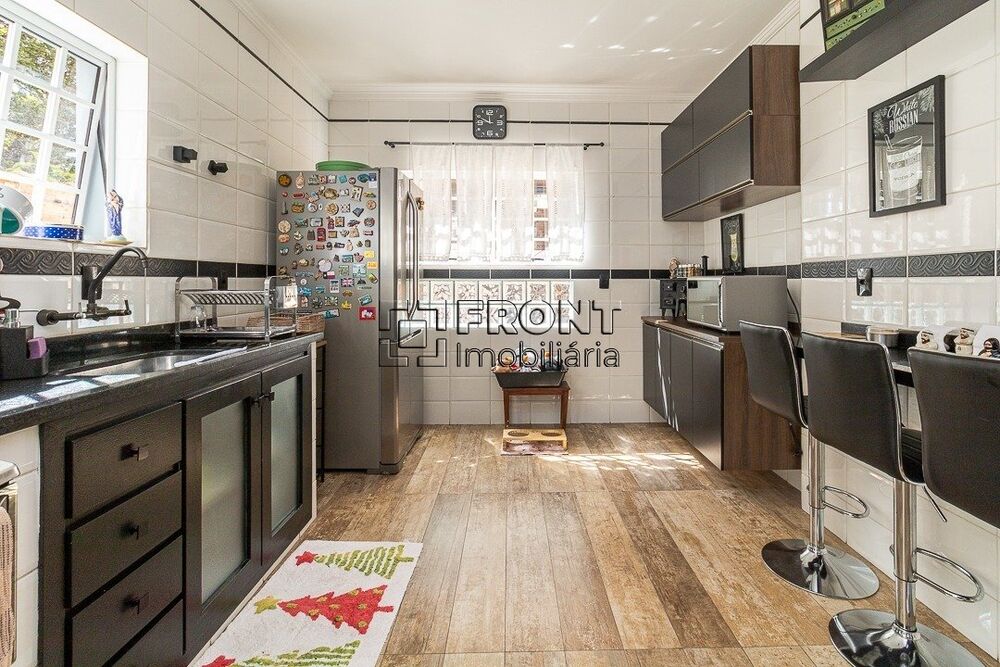 Casa, 3 quartos, 280 m² - Foto 2