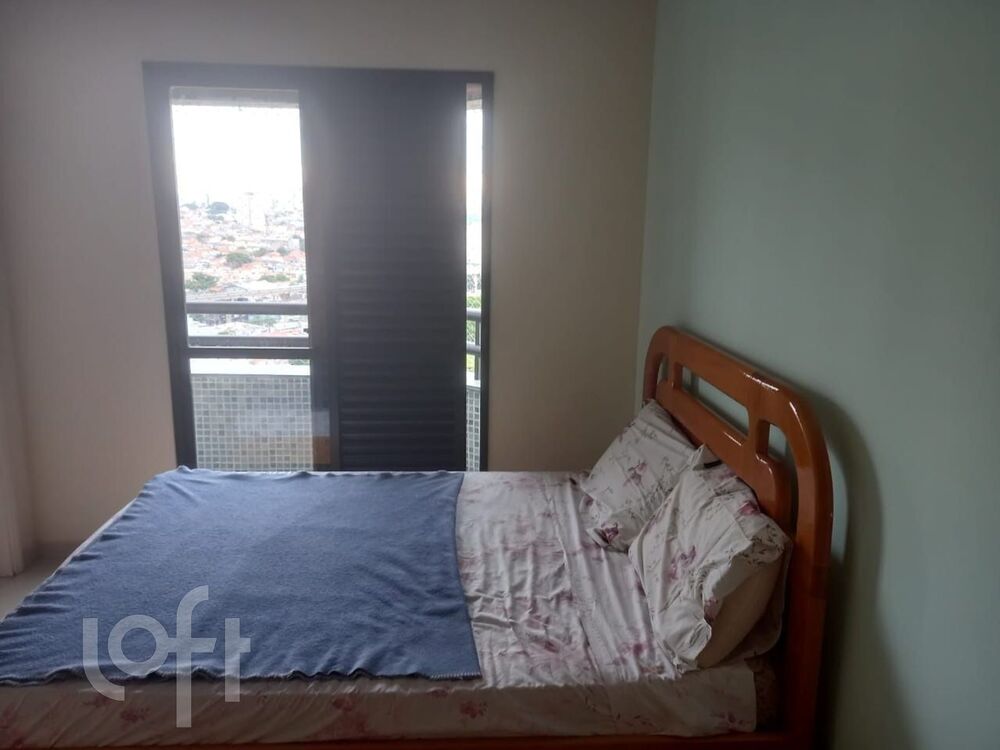 Apartamento à venda com 2 quartos, 70m² - Foto 3