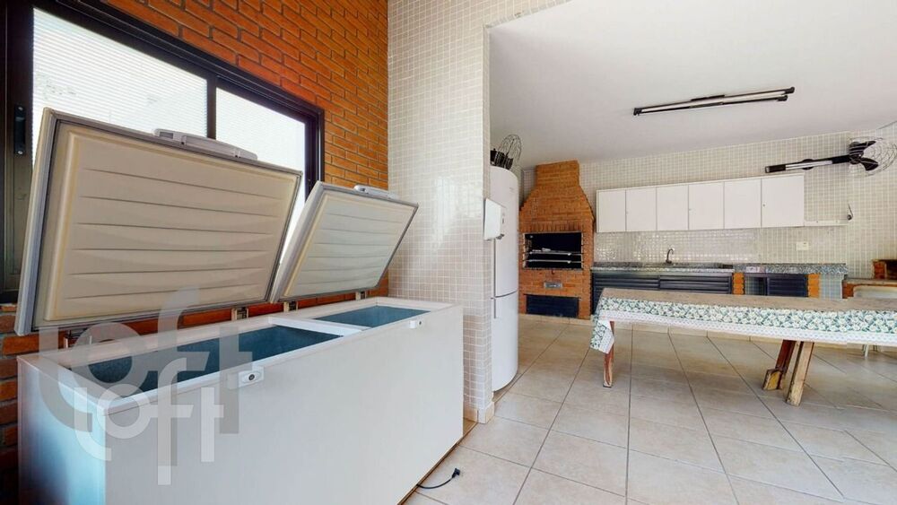 Apartamento, 4 quartos, 246 m² - Foto 2