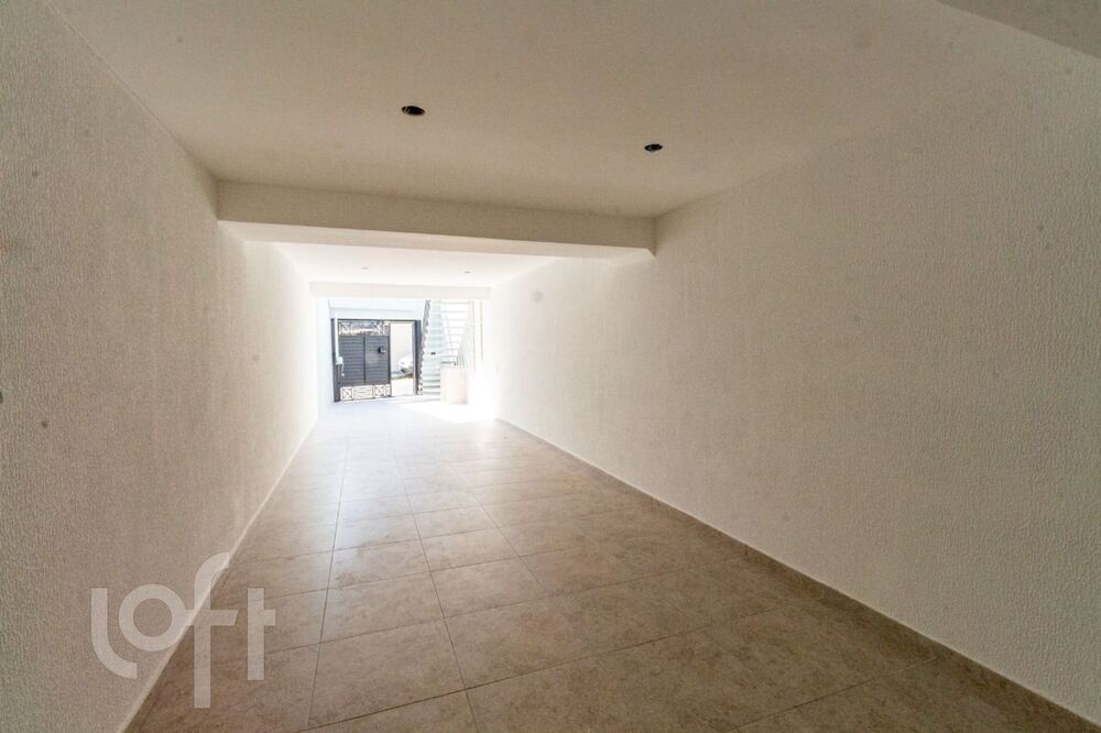 Casa à venda com 2 quartos, 112m² - Foto 1