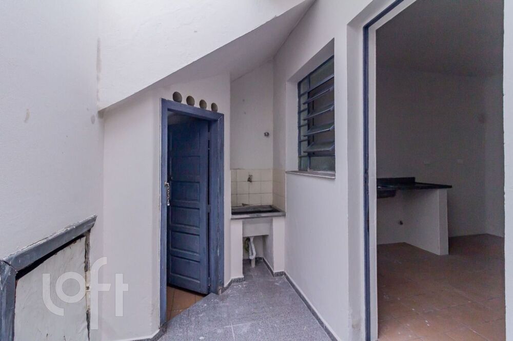 Casa à venda com 2 quartos, 170m² - Foto 6