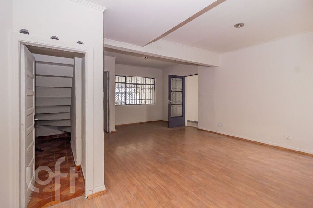 Casa à venda com 2 quartos, 170m² - Foto 1