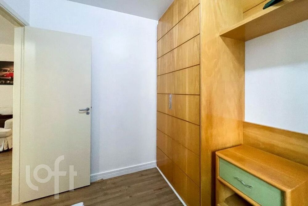 Apartamento à venda com 2 quartos, 67m² - Foto 5