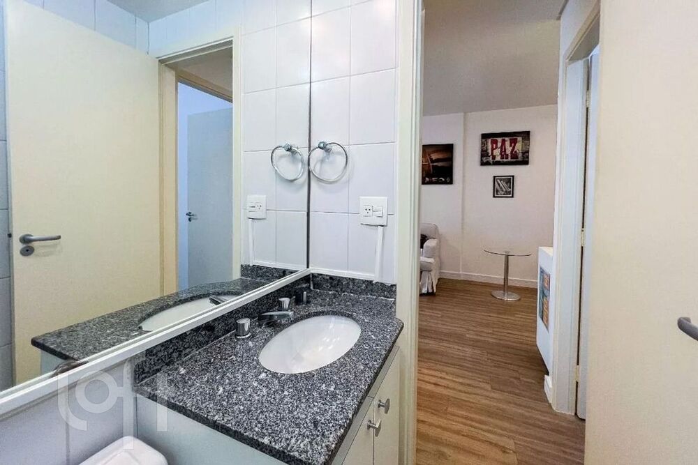 Apartamento à venda com 2 quartos, 67m² - Foto 7