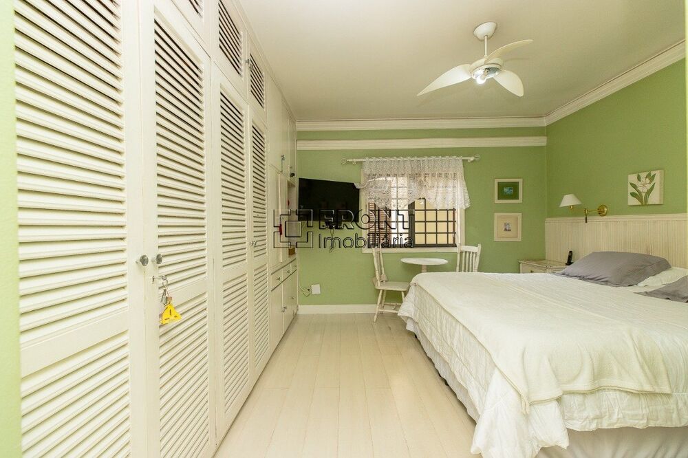 Casa à venda com 4 quartos, 480m² - Foto 12