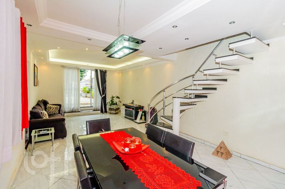 Casa, 3 quartos, 194 m² - Foto 2