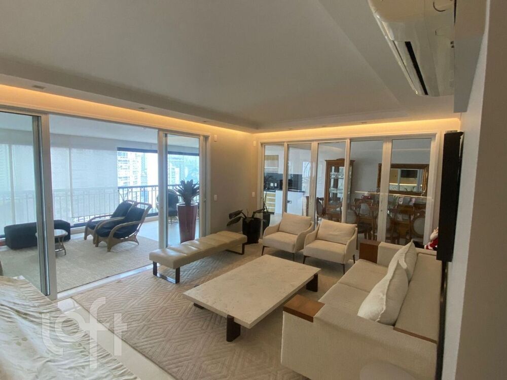 Apartamento, 3 quartos, 250 m² - Foto 1