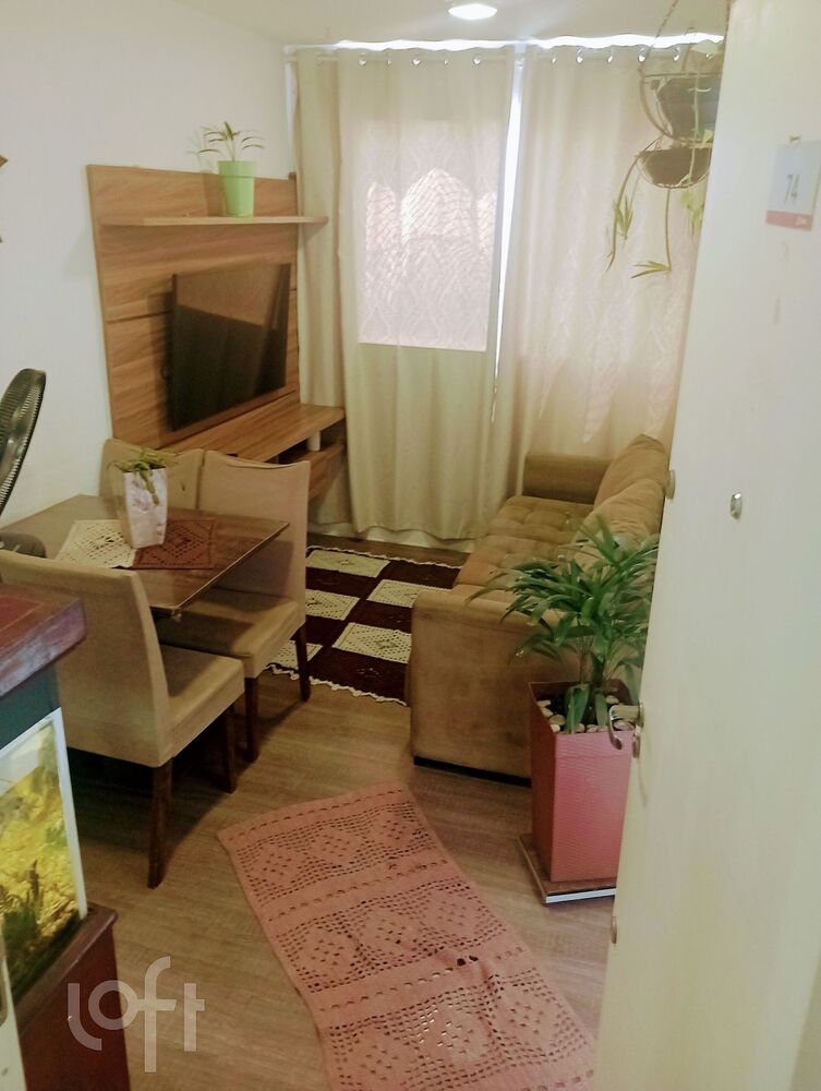 Apartamento à venda com 2 quartos, 42m² - Foto 1