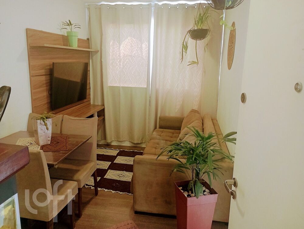 Apartamento à venda com 2 quartos, 42m² - Foto 3