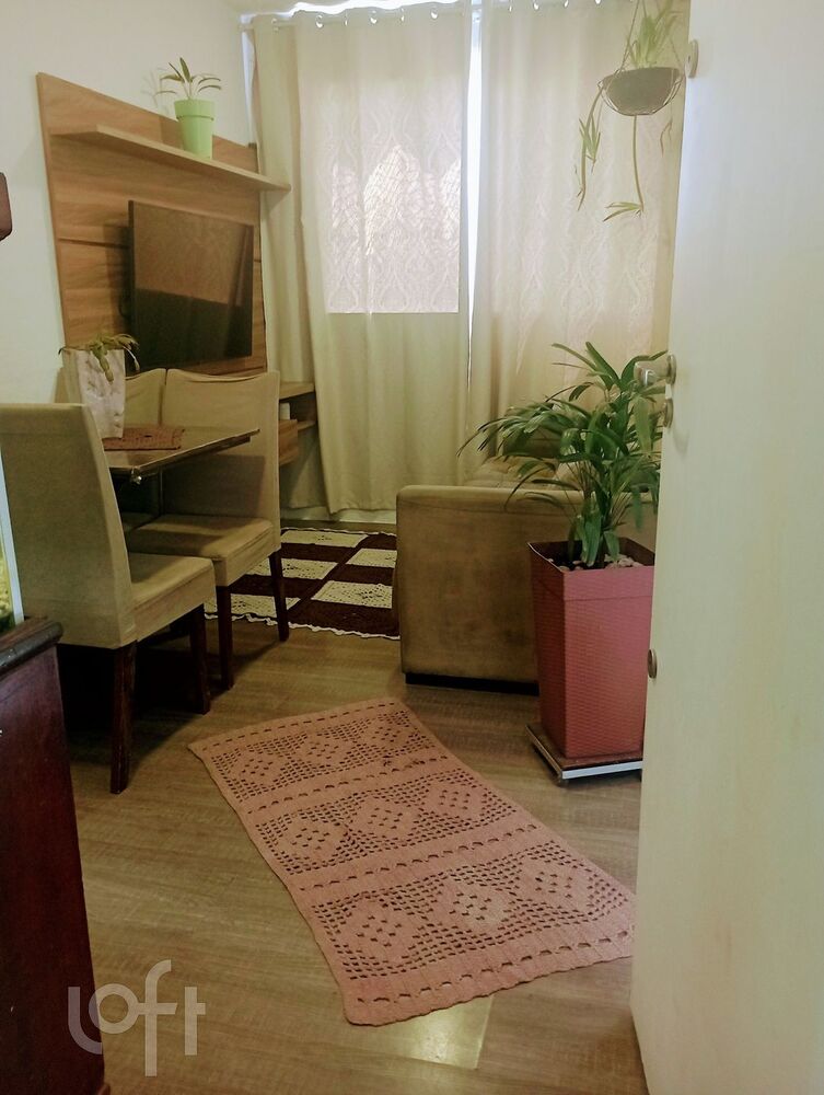 Apartamento à venda com 2 quartos, 42m² - Foto 2