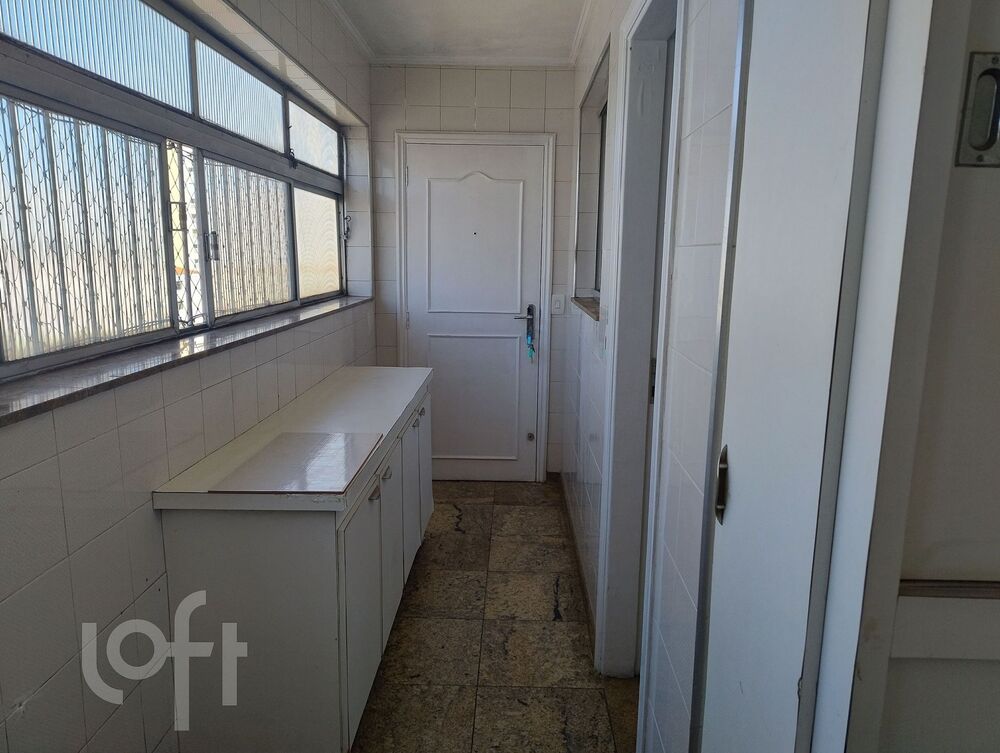 Apartamento à venda com 3 quartos, 110m² - Foto 4