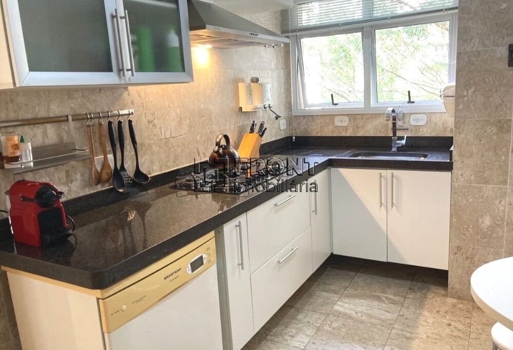 Apartamento à venda com 3 quartos, 163m² - Foto 2