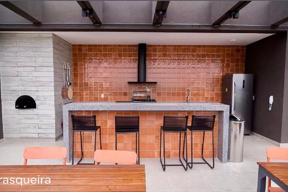Apartamento à venda com 1 quarto, 34m² - Foto 2